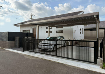 新築　ガルバニウムホワイト